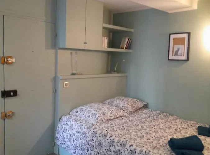 Apartment Studio Equipe Metro Abbesses A Montmartre *