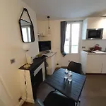 Studio Equipe Metro Abbesses A Montmartre Διαμέρισμα *